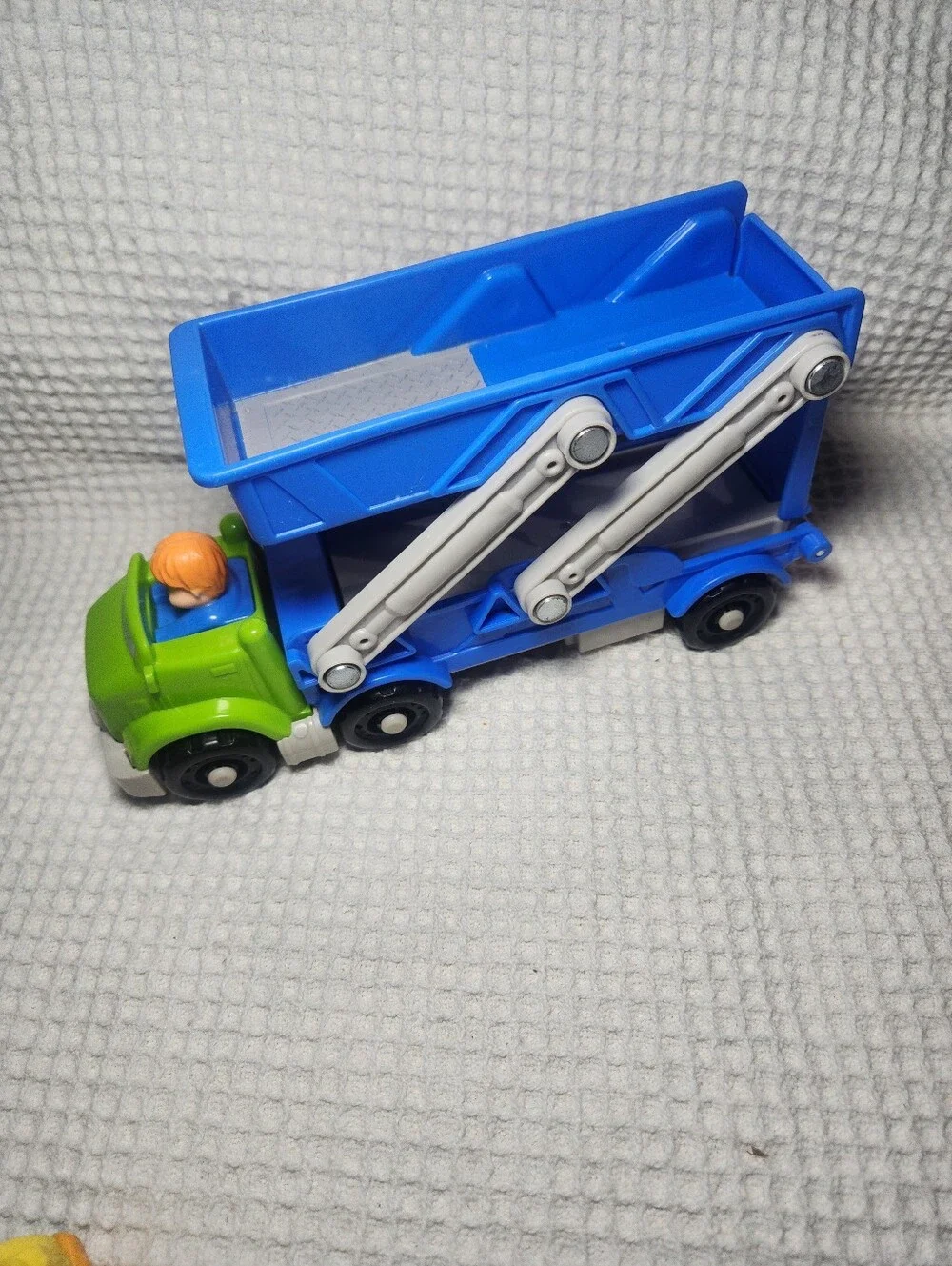 Fisher-Price Blue and Green Car Carrier with Yellow Toy Car Wheelie